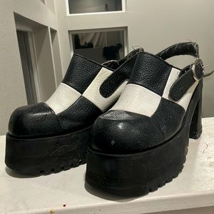 90’s PLATFORMS🖤